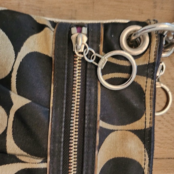 Coach Purse Classic Poppy K1093 15318 Black Crossbody Signature C Shoulder Bag - Picture 3 of 9